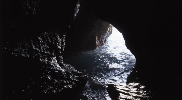 Inside the grottoes of Rosh Hanikra. Photo courtesy of the Israel Tourism Ministry