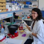 Doctoral student Danielle Karo-Atar studying macrophages at Tel Aviv University.