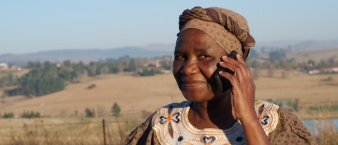 With Nova Lumos, people in Africa will be able to buy solar power through their cell phones. Image via Shutterstock.com